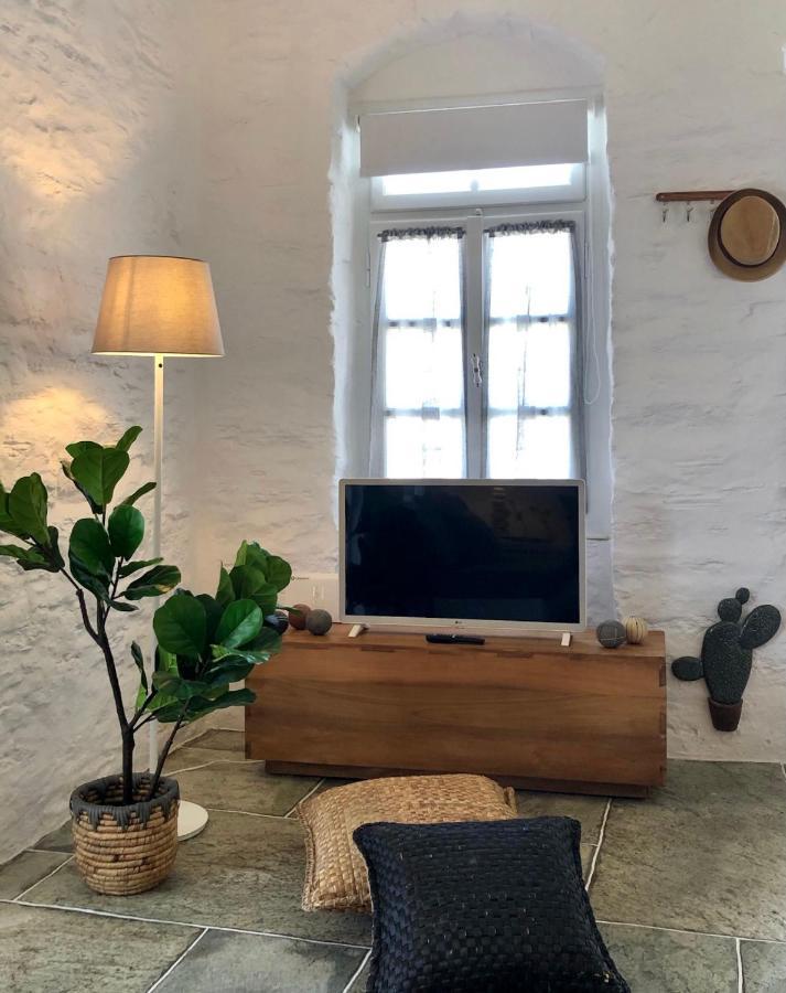 Nireas Stonehouse In Apollonia Sifnos Villa Exterior photo